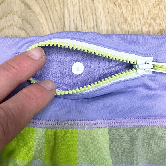 Lululemon Run Speed Short Plaid Pattern Sz6 DEFECT - Picture 12 of 16